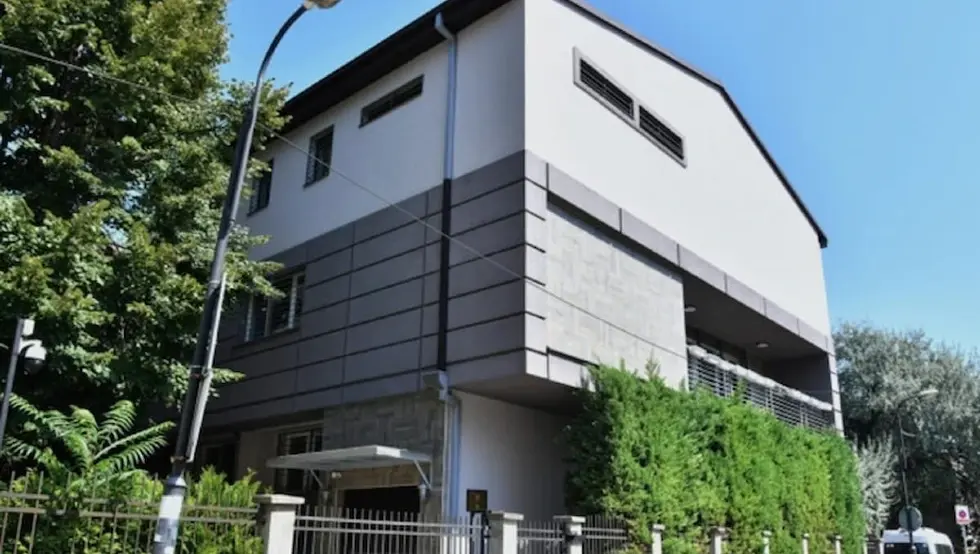 Алармантно у Скопљу: Покушај паљења синагоге узнемирио јавност