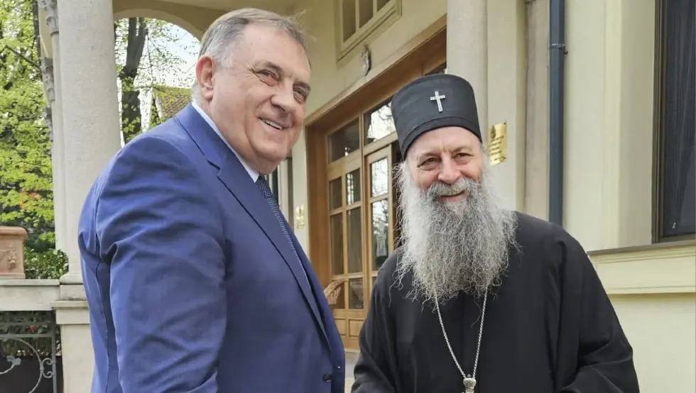 Додик са патријархом Порфиријем: Вријеме празника нас увијек подсјети на истрајност и вјеру у будућност