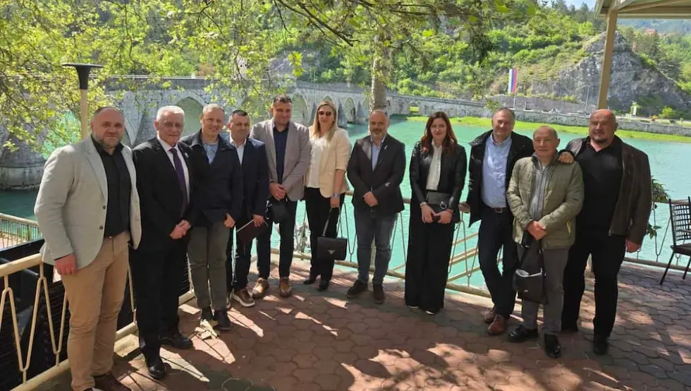 Директори средњих школа Српске и Србије