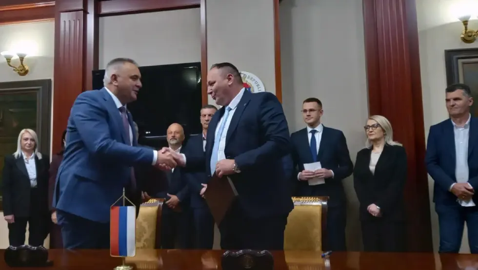 Минић и Станковић потписали Меморандум о заједничким мјерама