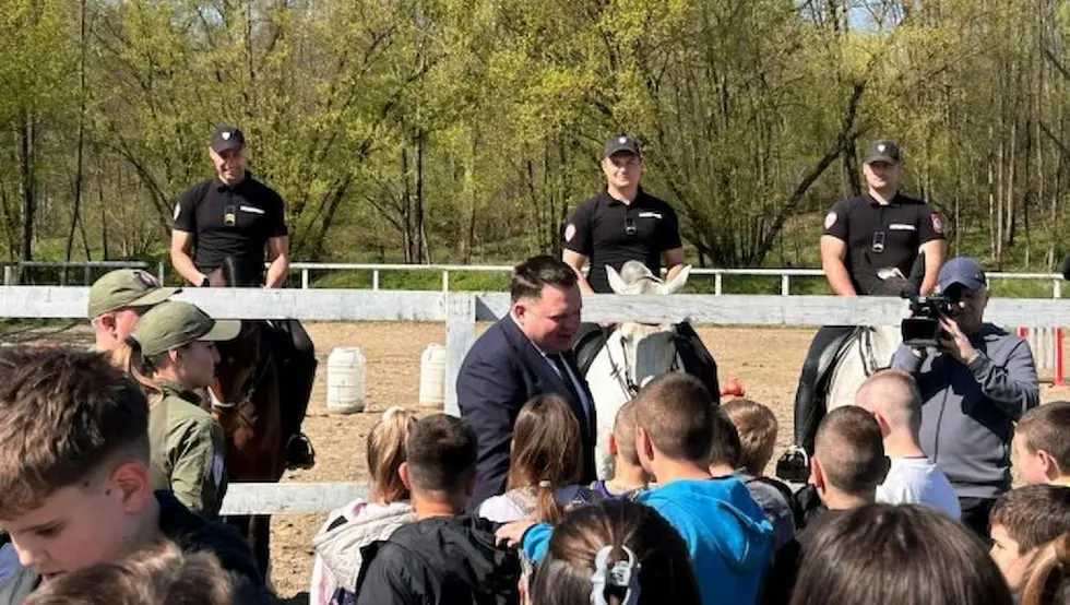 (ВИДЕО) Малишани посјетили Центар за обуку у Залужанима
