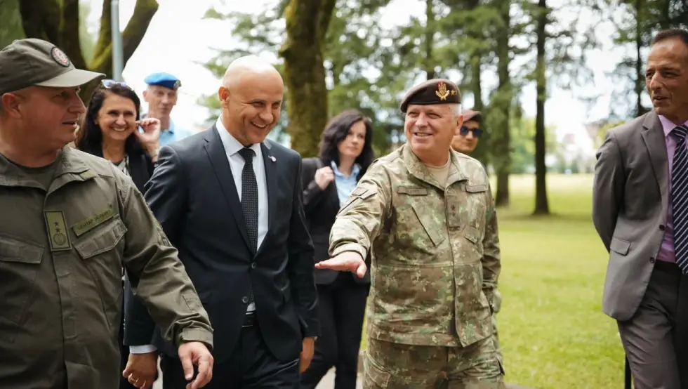 Синиша Кострешевић