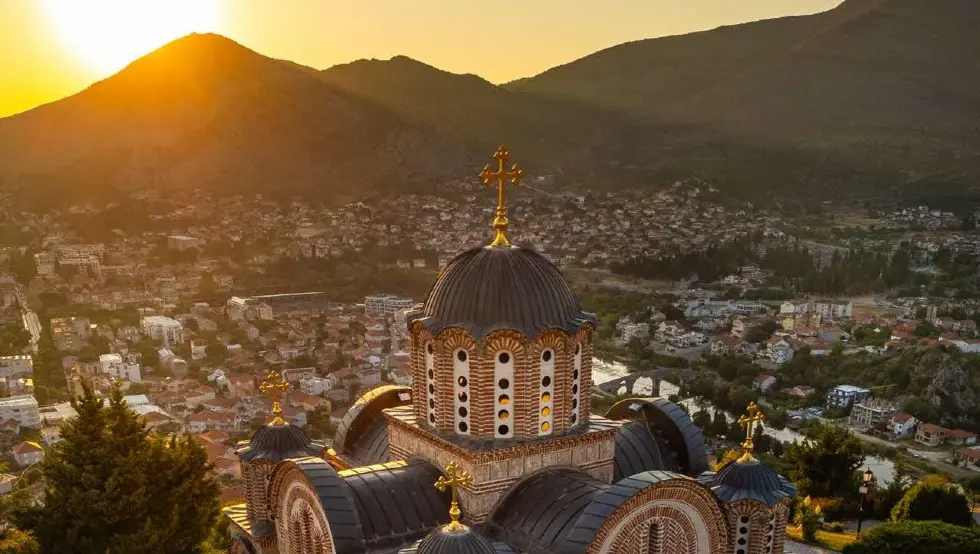 требиње, херцеговачка грачаница, црква, сунчано