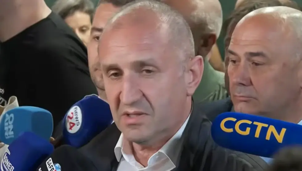 Румен Радев