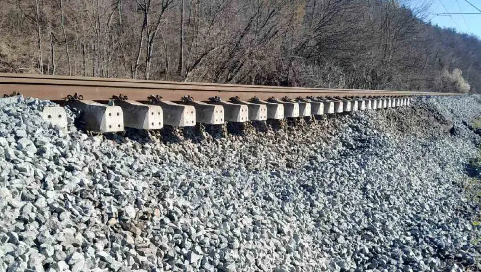 Обустављен саобраћај између Шњеготине и Укрине