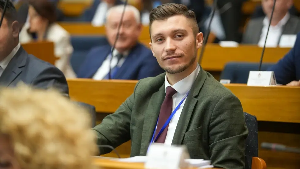 Бојан Кресојевић