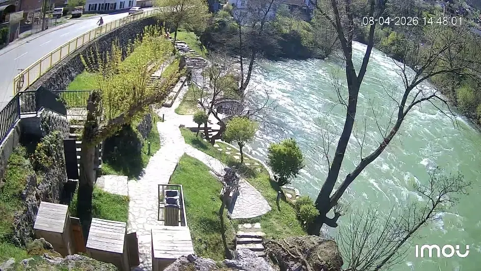 Постављен видео надзор на плажи "Врућица"