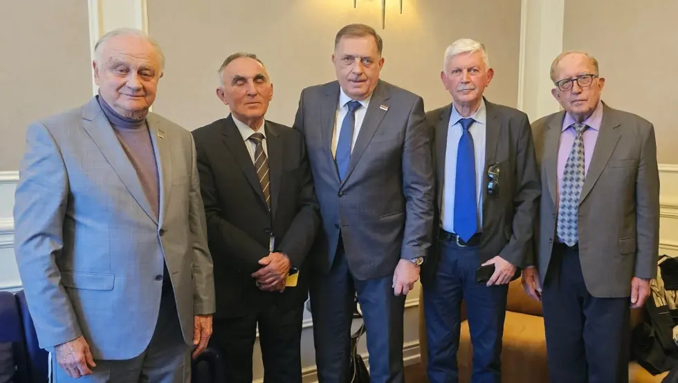 Додик са руководством Асоцијације "Ствараоци Републике Српске": Циљ борба за очување Српске и њених институција