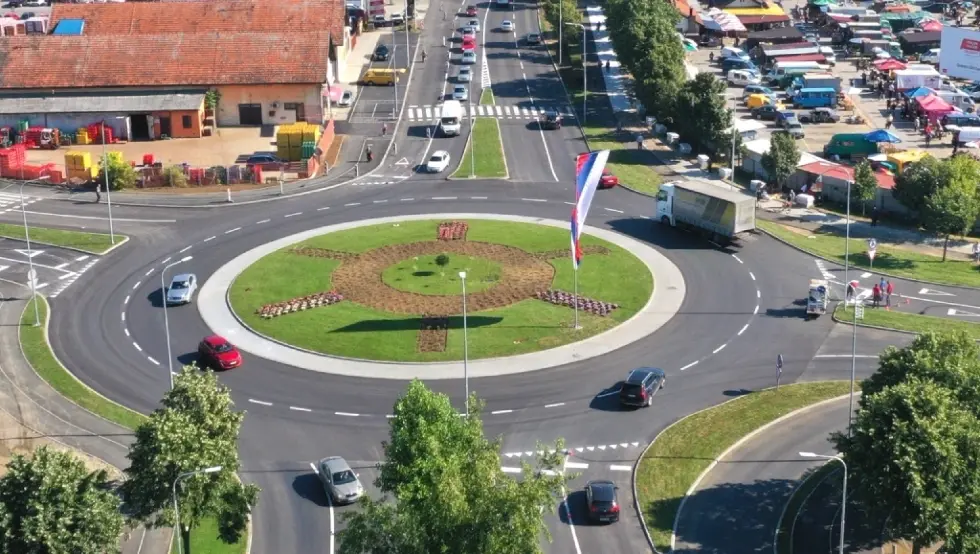 кружни леснина бањалука споменик кнезу лазару