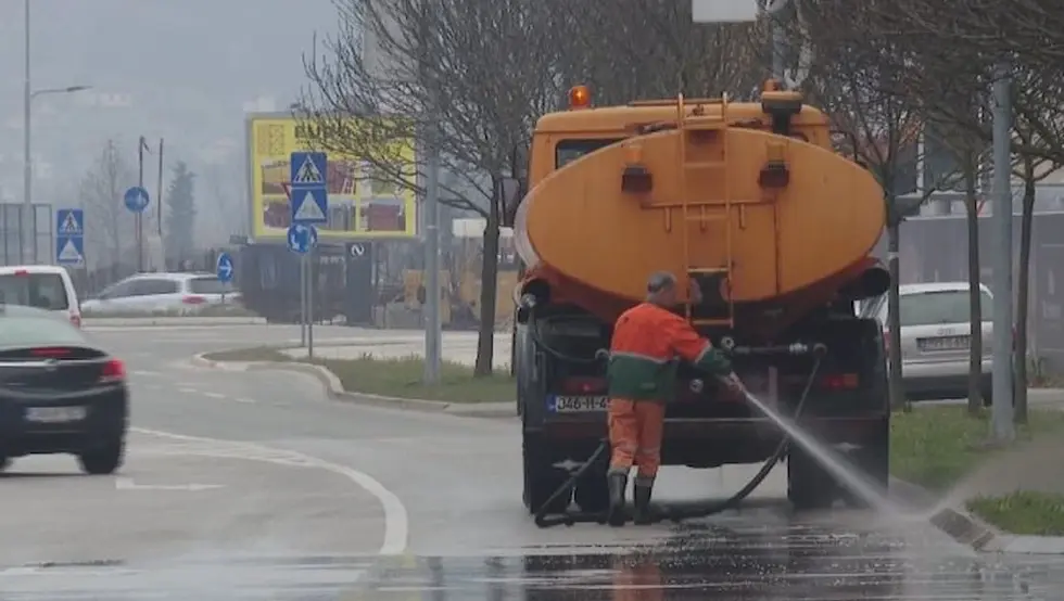 Прање улица