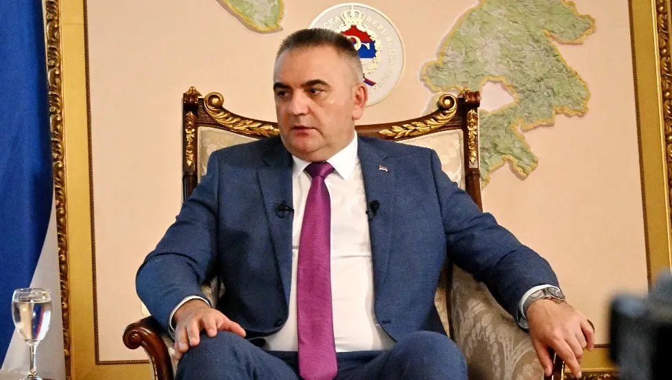 (ВИДЕО) Минић за Провјерено: Исправићемо неправду према полицајцима-пензионерима који су били у рату