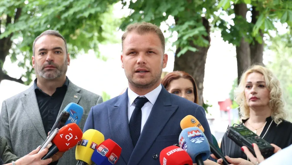 Станивуковић: Страдање 12 беба и данас мотив да градимо Републику Српску