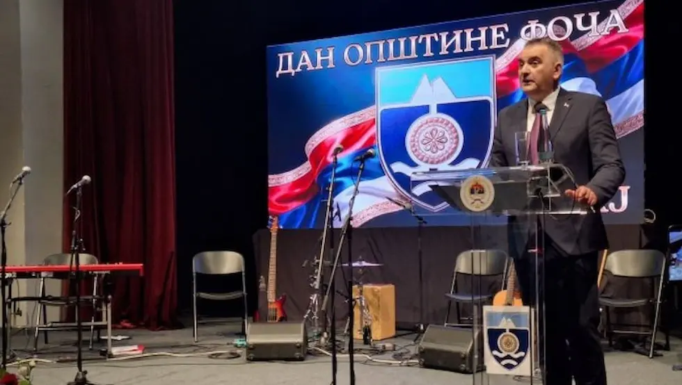 Минићу уручена Повеља општине: У Фочи сједињено све што је потребно човјеку