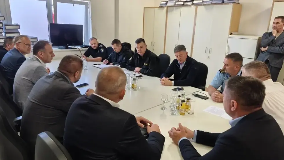 Градишка: Састанак о функционисању царинског терминала и новог прелаза