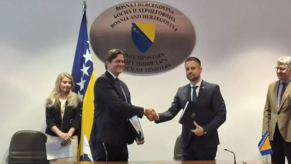 Амиџић и Шелдон потписали споразуме о зајму од укупно 151,2 милиона евра