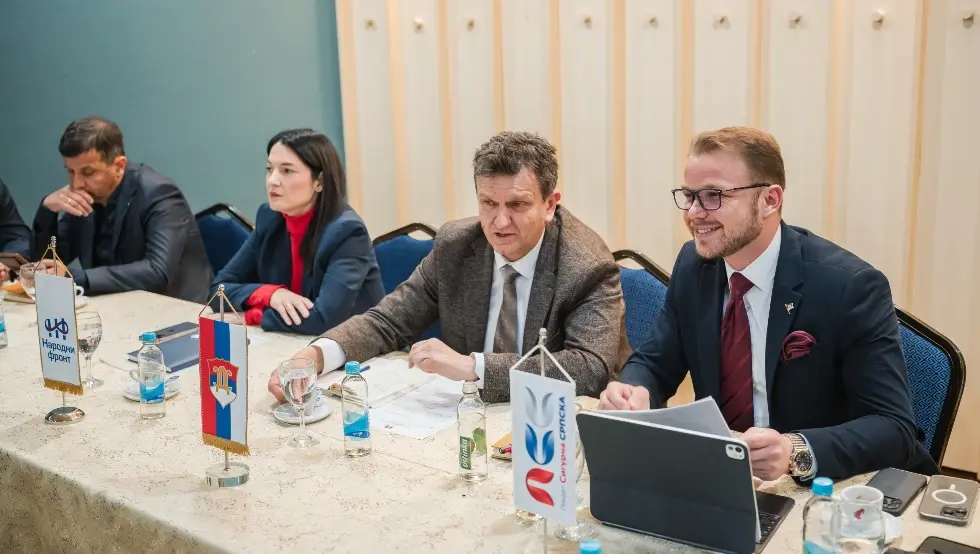 Станивуковић: СДС, ПСС и Народни фронт усвојиле темељни коалициони споразум