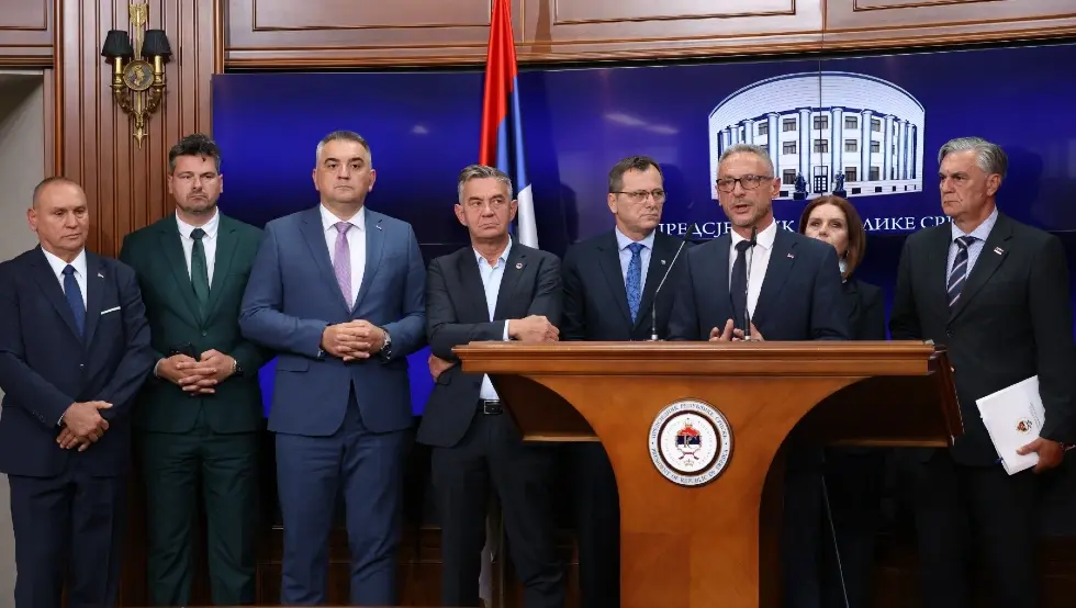 Састанак палата