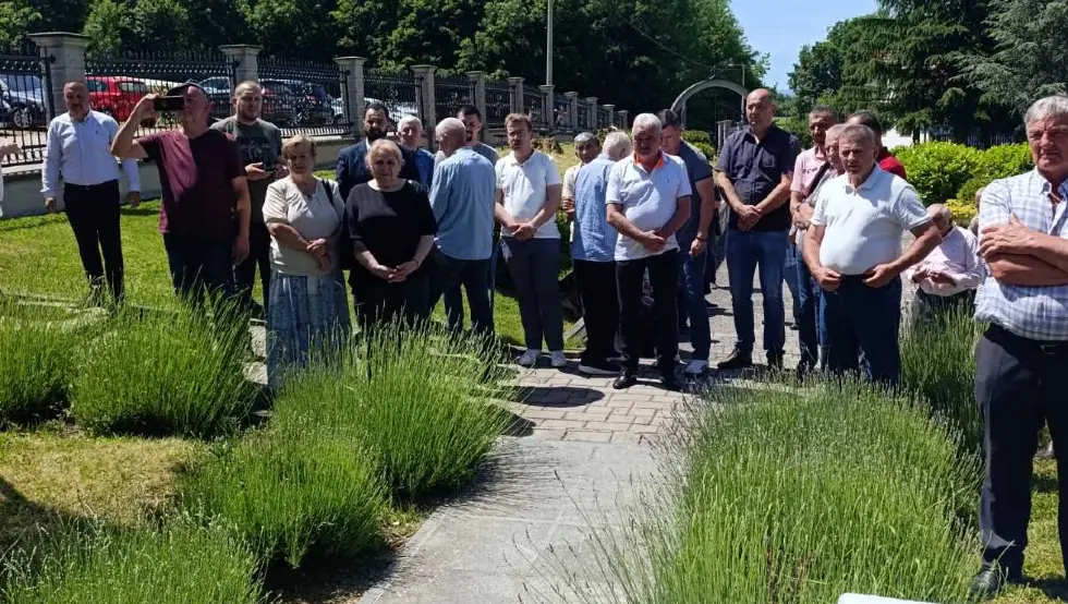 Служени парастоси за погинуле борце у више мјесних заједница