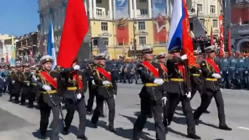 У више руских градова одржане војне параде поводом Дана побjеде