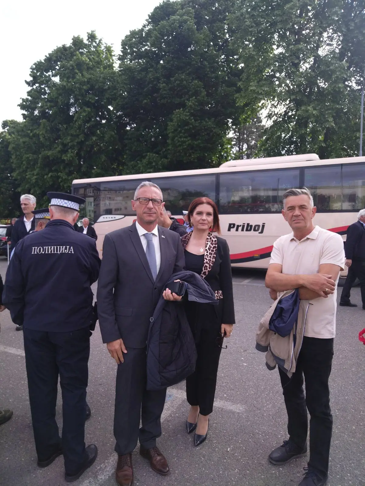 Аутобуси