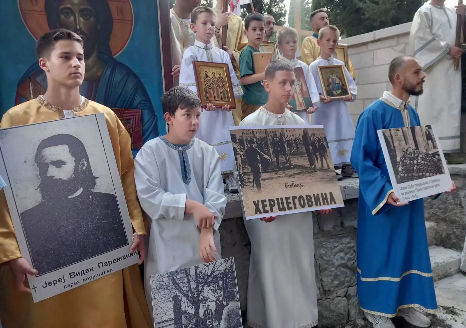 Видовданска литија у Требињу
