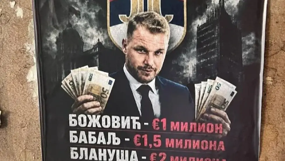Бањалука облијепљена плакатима: Мета Станивуковић, помињу се и функционери СДС-а