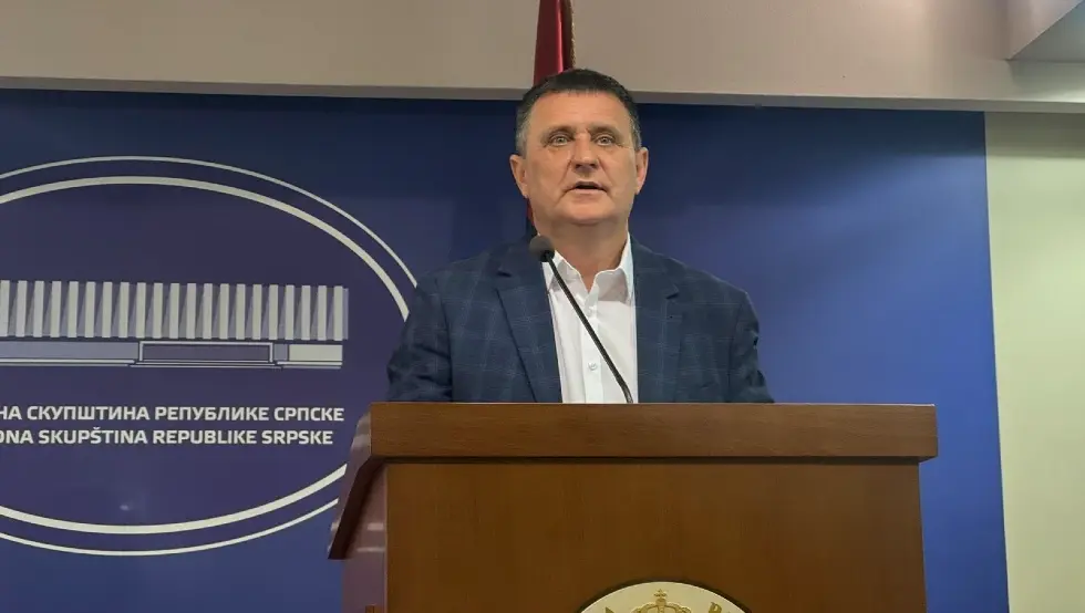 Владо Ђајић