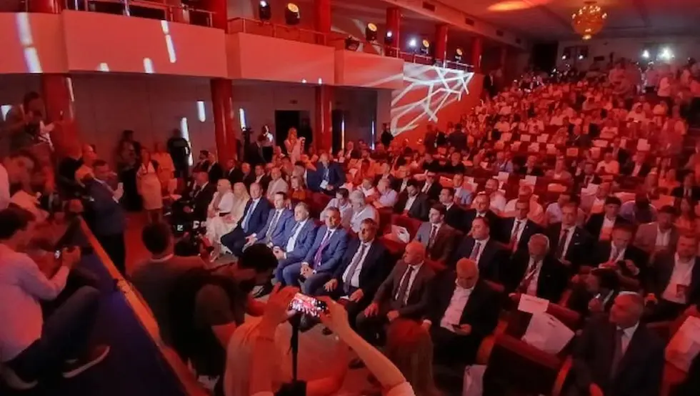 Прва међународна конференција "Градимо регион - Требиње 2026"; Присуствују Минић и Додик