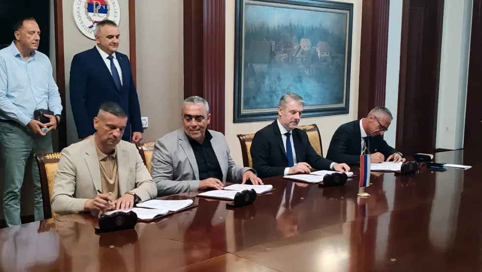 Потписивање уговора