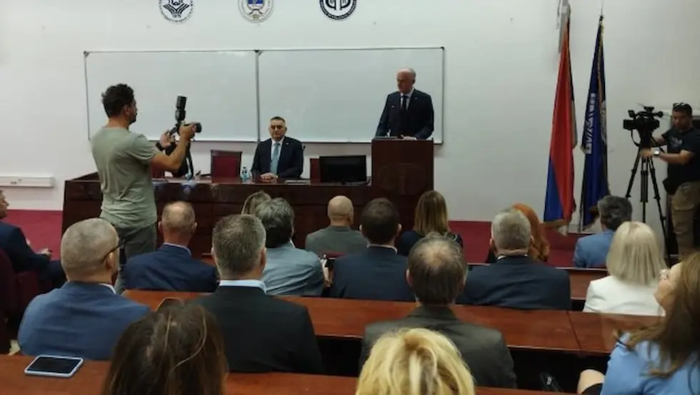 Саво Минић