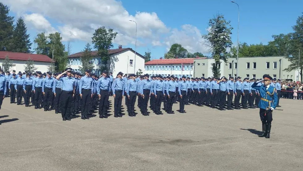 матуранти полиција