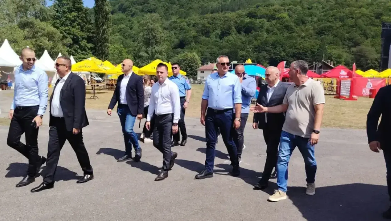 Минић најавио: Пут Фоча-Тјентиште у року од двије године
