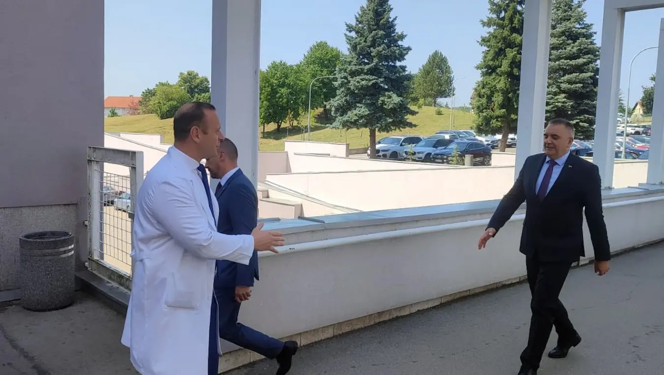 Саво Минић у УКЦ-у