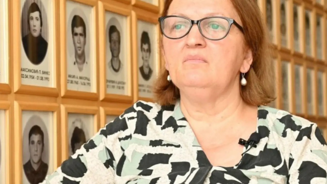 „Тридесет три године палимо свијеће, а не знамо гдје су им кости“: Потресно свједочење Велке Живковић