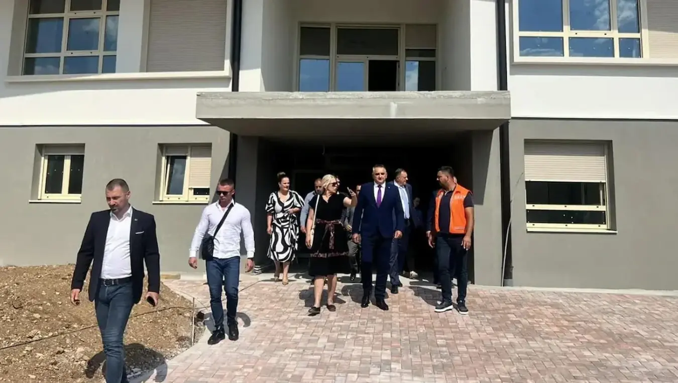 Минић, Цвијановић и Додик обишли Билећу