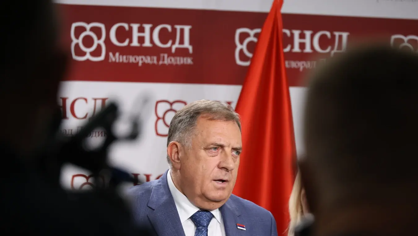 Милорад Додик