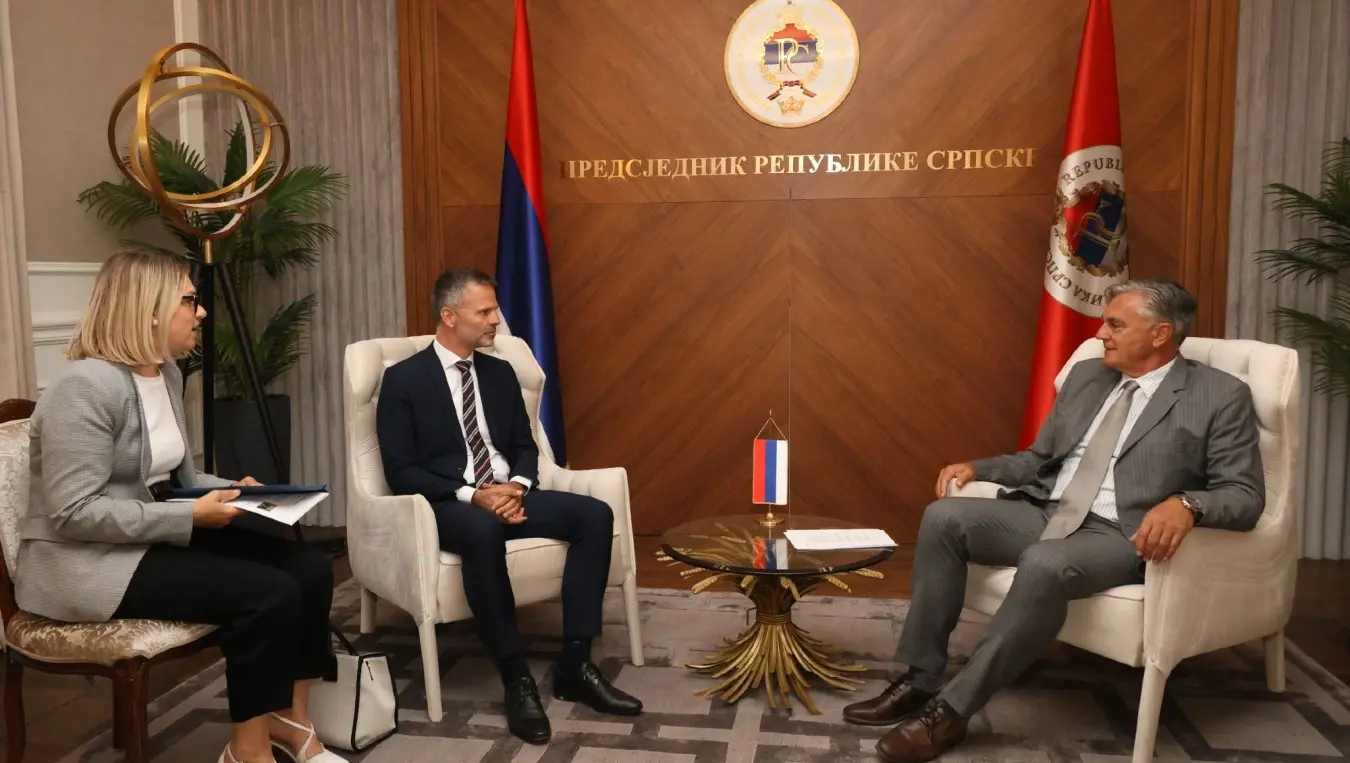 Каран са Молером: Република Српска се досљедно залаже за стриктну примјену Устава