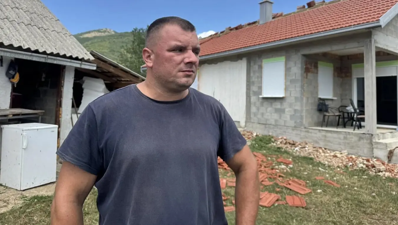 "Оштећено је све": Мјештани Невесиња и Берковића у сузама, из Владе Српске најављена помоћ