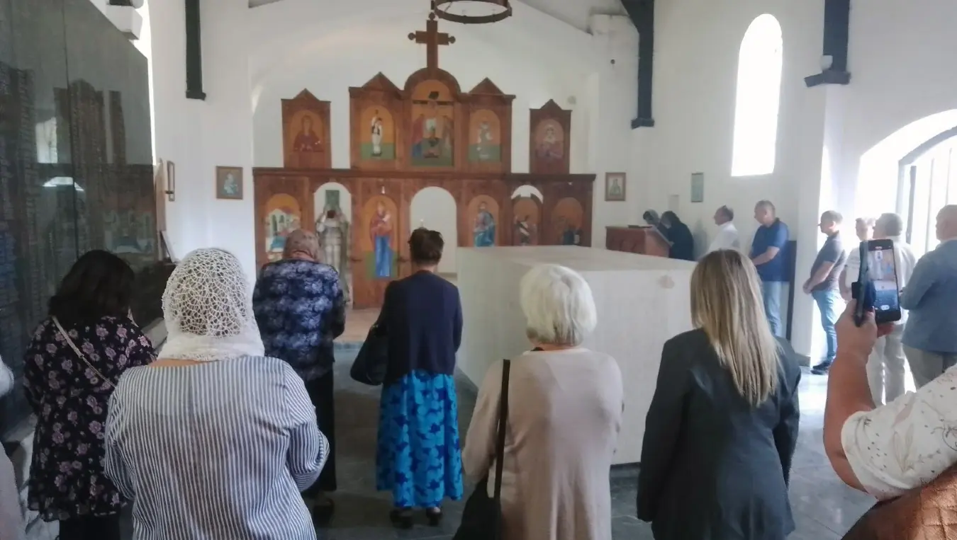 Служен парастос за 463 српске жртве усташког злочина у Садиловцу