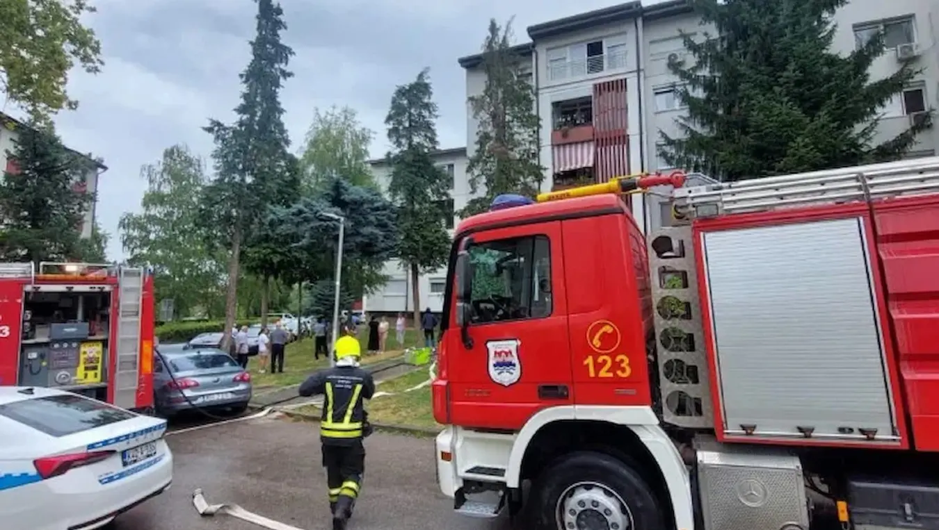 Горјели стан и аутомобил у Бањалуци