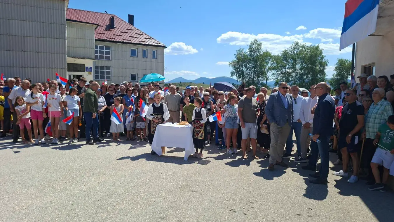 Вучић и Додик на купресу