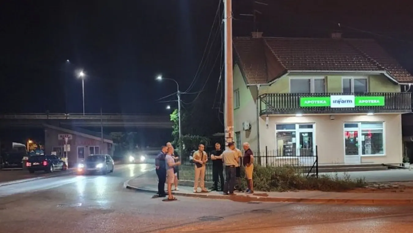 Мјештани Залужана одустали од протеста, поручили да се проблем водоснабијевања мора ријешити системски