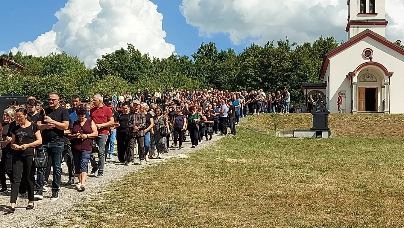 Сахрањена Драгана Антешевић