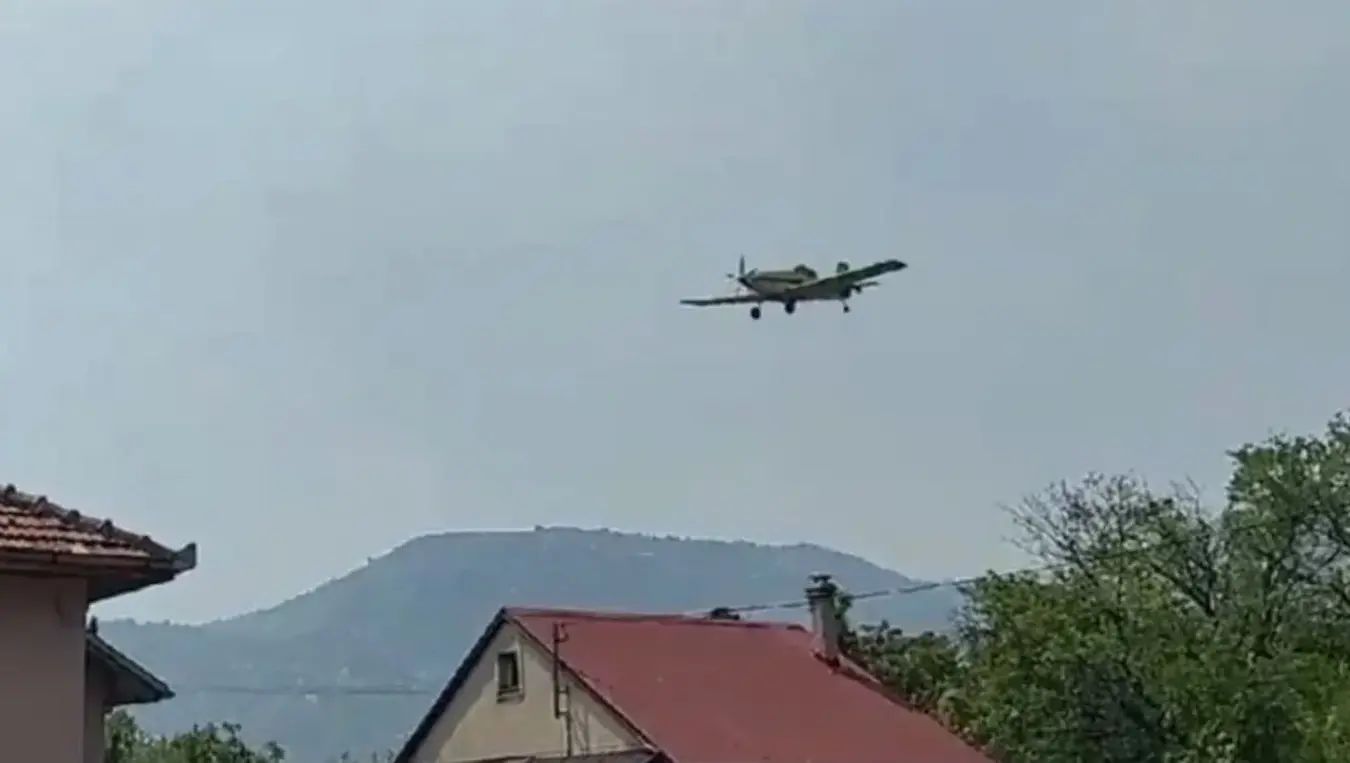 Више пожара на подручју Требиња: Ватру гаси и "ер трактор"