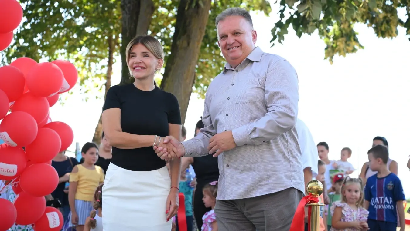 Нова Топола добила модерно дјечије игралиште вредно 70.000 КМ