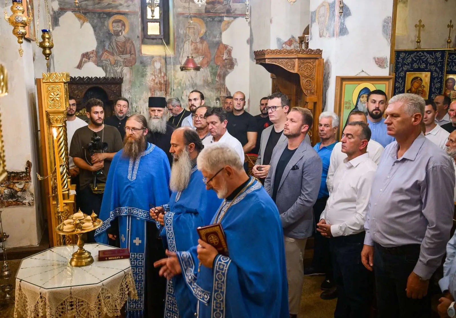 Уступљене фотографија