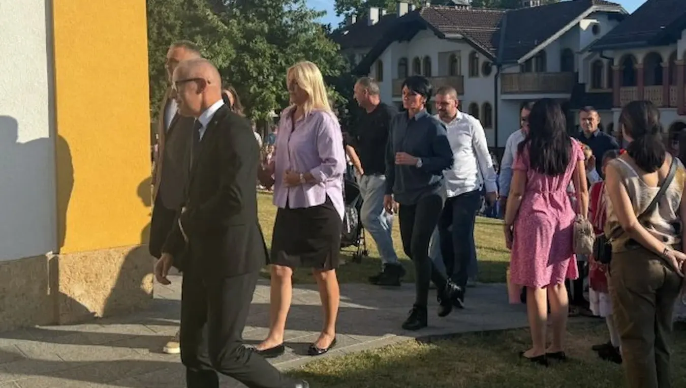 Почело обиљежавање славе Прњавора: Минић и Цвијановић на богослужењу поводом Преображења Господњег