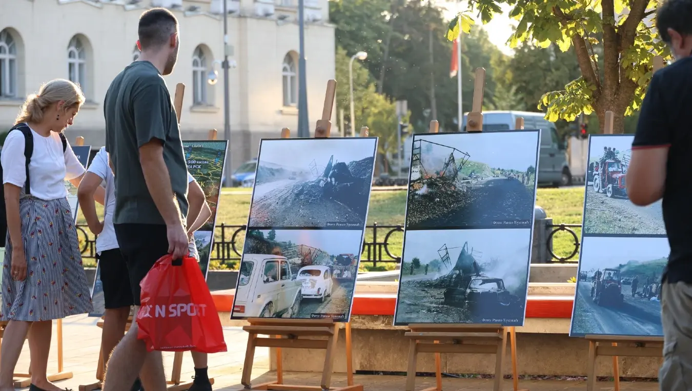 Бањалука: Отворена изложба "Да се не заборави - гранатирање Хрватске војске на избјегличке колоне на Петровачкој цести и Сводни"