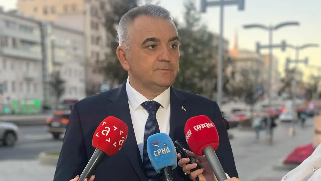 Минић: Част ми је да сам дио екипе која широм свијета остварује контакте битне за Српску