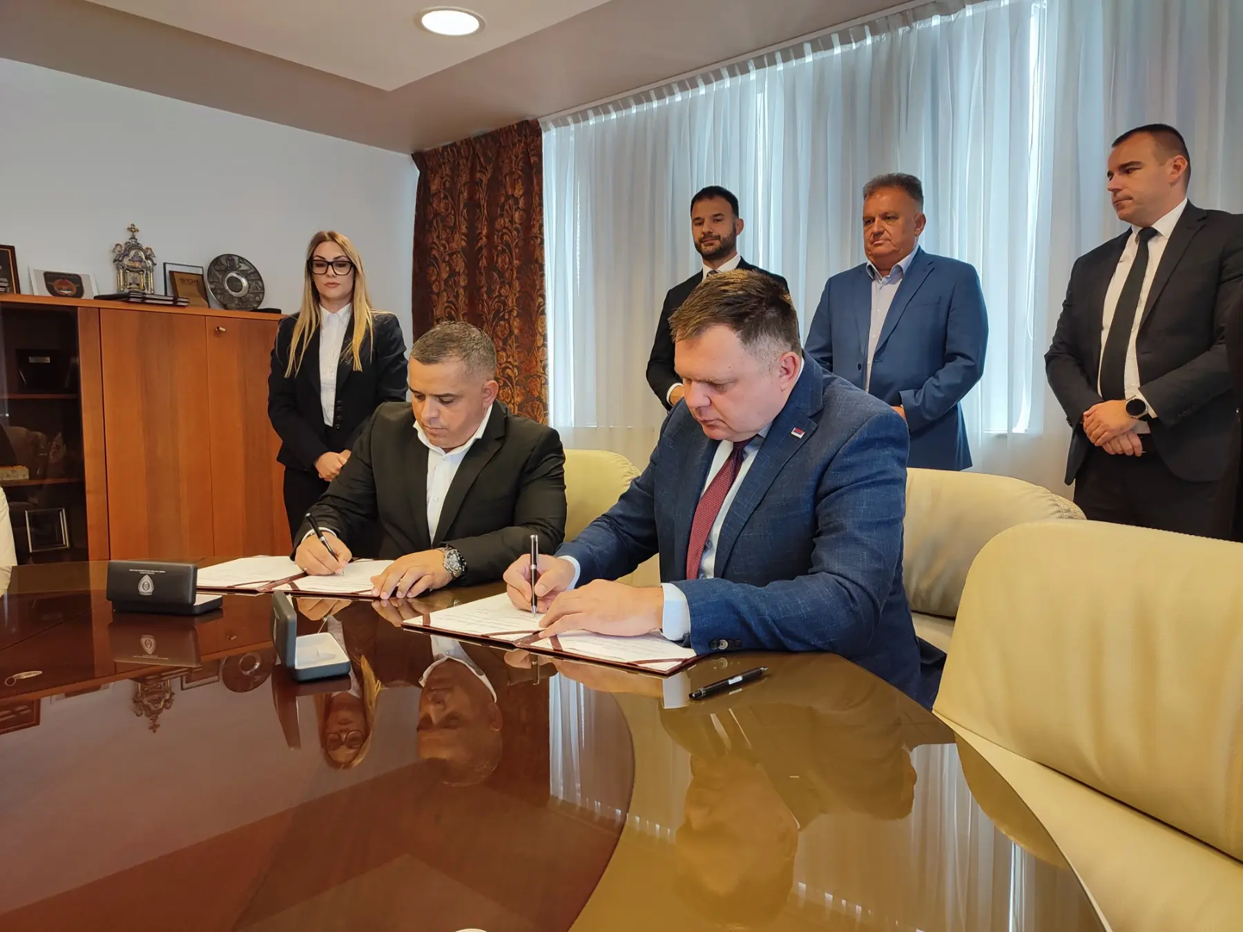 потписивање